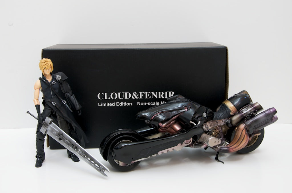 Final Fantasy Advent Children Cloud & Fenrir Limited Edition Non