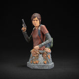 The Last of Us: Ellie with Handgun  Bust - PRE ORDER
